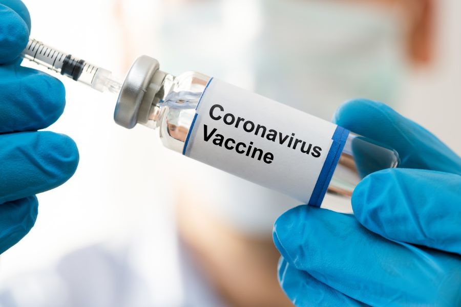Vaccinarea cu a treia doză ar putea începe în luna octombrie, în România